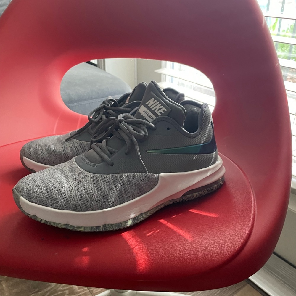 Nike Air Infuriate 2 size 8.5 men’s